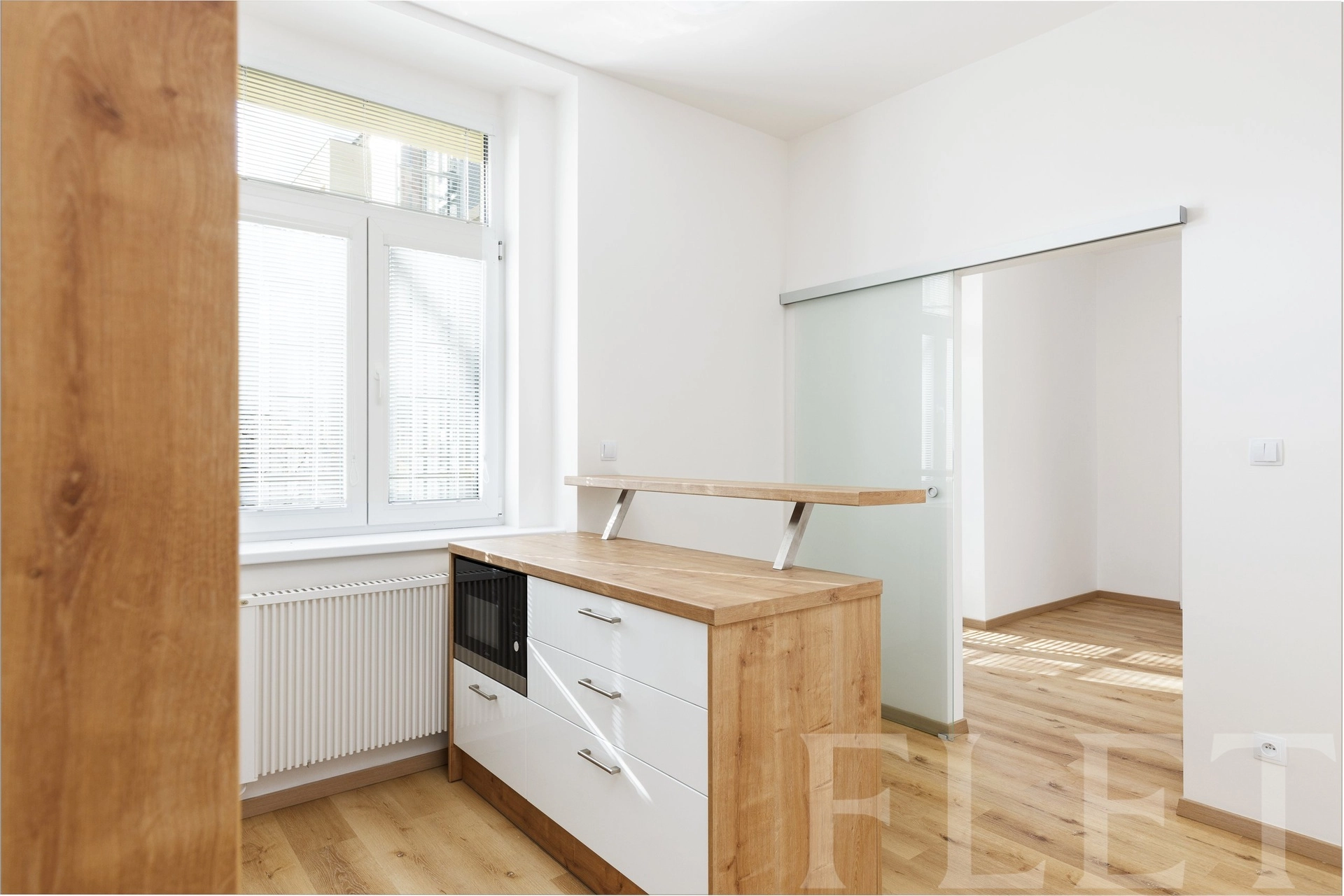 Pronájem byty 2+kk s balkónem a sklepem, 51 m² - 5.května, Praha 4 - Nusle