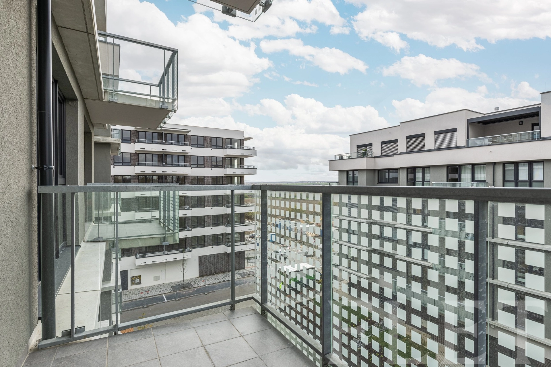 Pronájem, Byty 1+kk s balkonem, 33 m² - Thomasova, Praha 13 - Třebonice