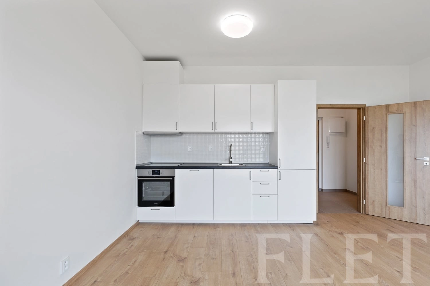 Pronájem, Byty 1+kk, 32m² - Klapálkova, Praha 11 - Chodov
