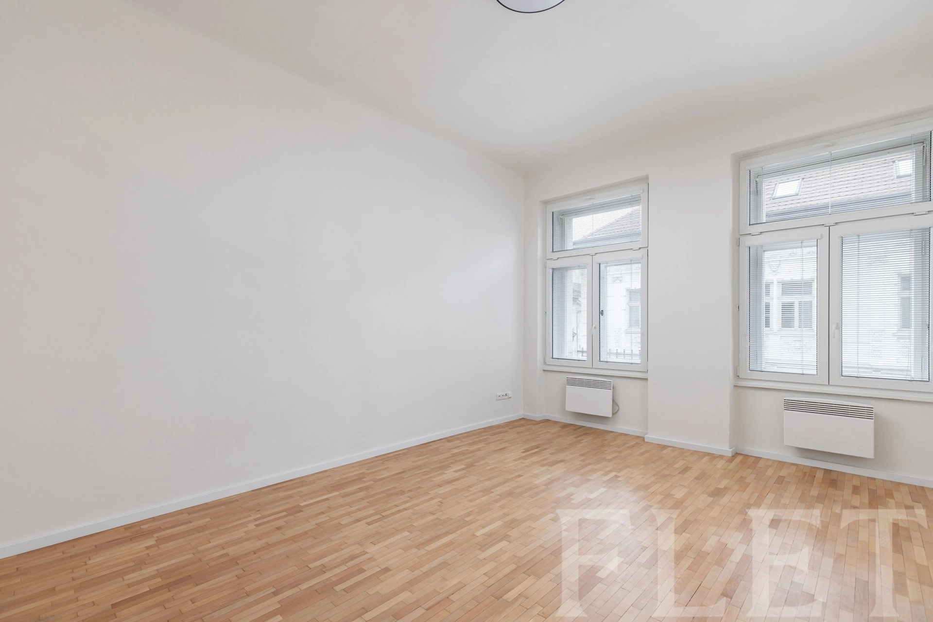 Pronájem bytu 1+1 40 m², Preslova, Praha 5 - Smíchov