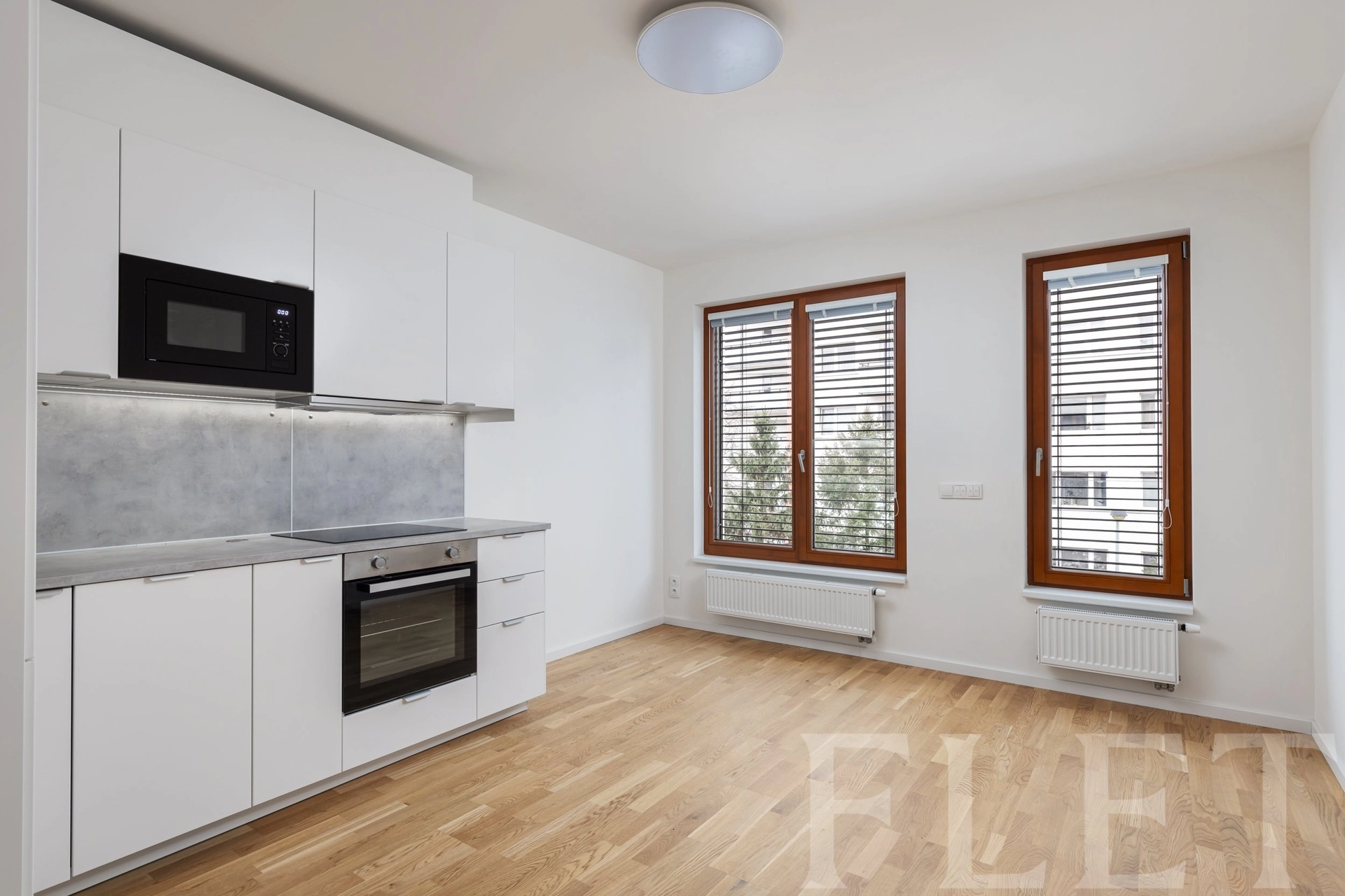 Pronájem bytu 1+kk 28 m², Maroldova, Praha 4 - Nusle