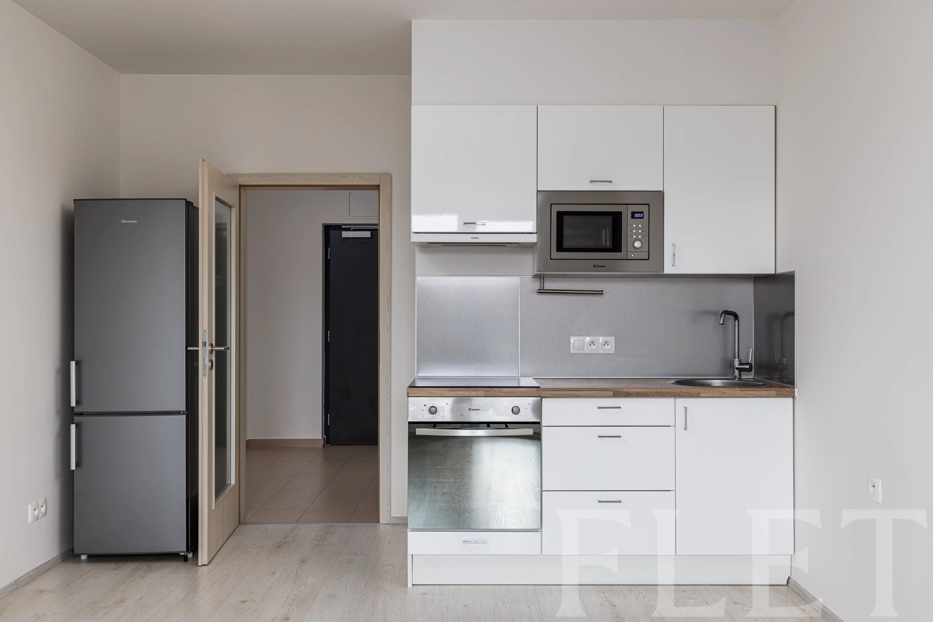 Pronájem bytu 1+kk 28 m², Škrábkových, Praha 18 - Letňany