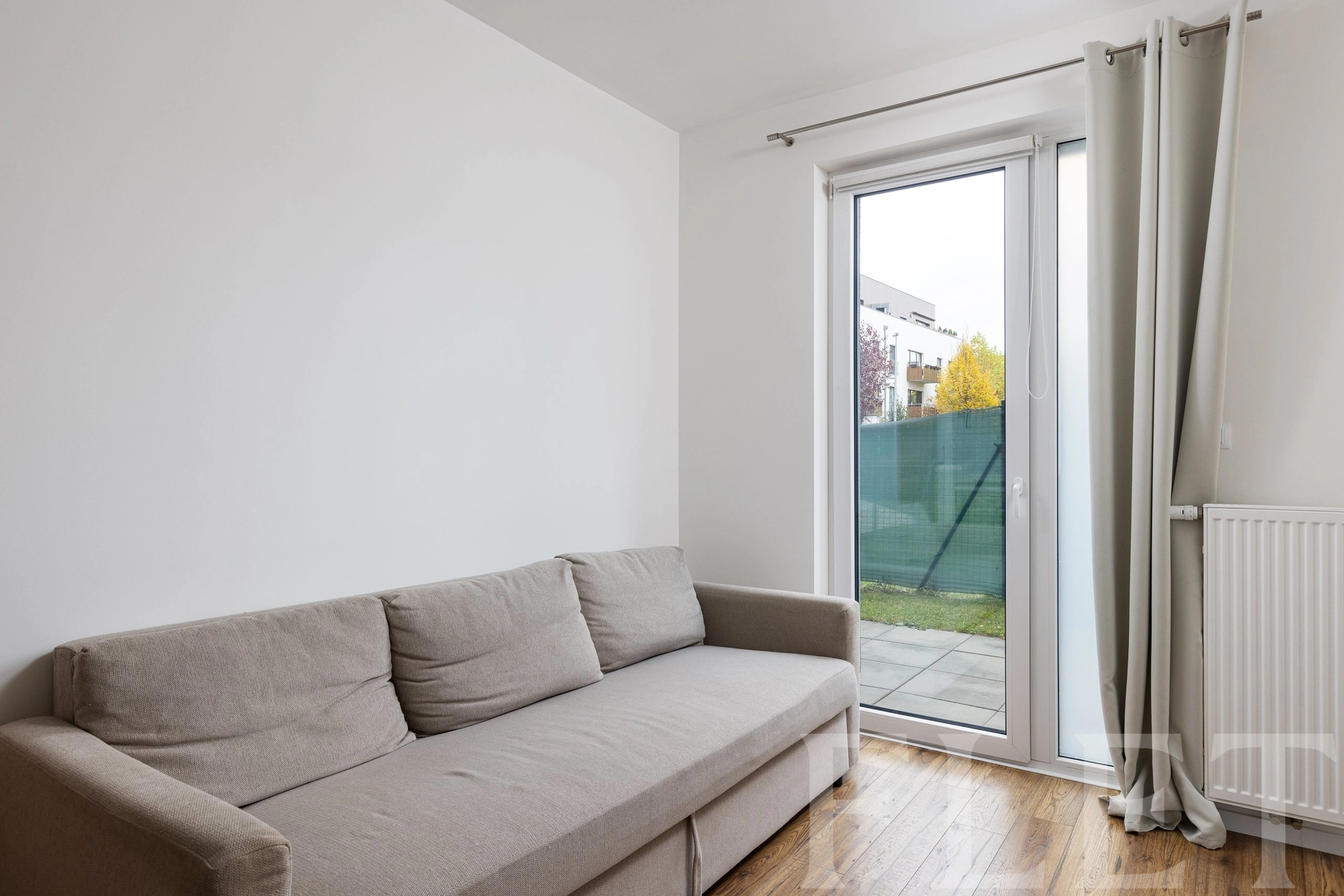 Pronájem byty 2+kk, 34 m² se zahrádkou - Nepomuckých, Praha 18 - Letňany