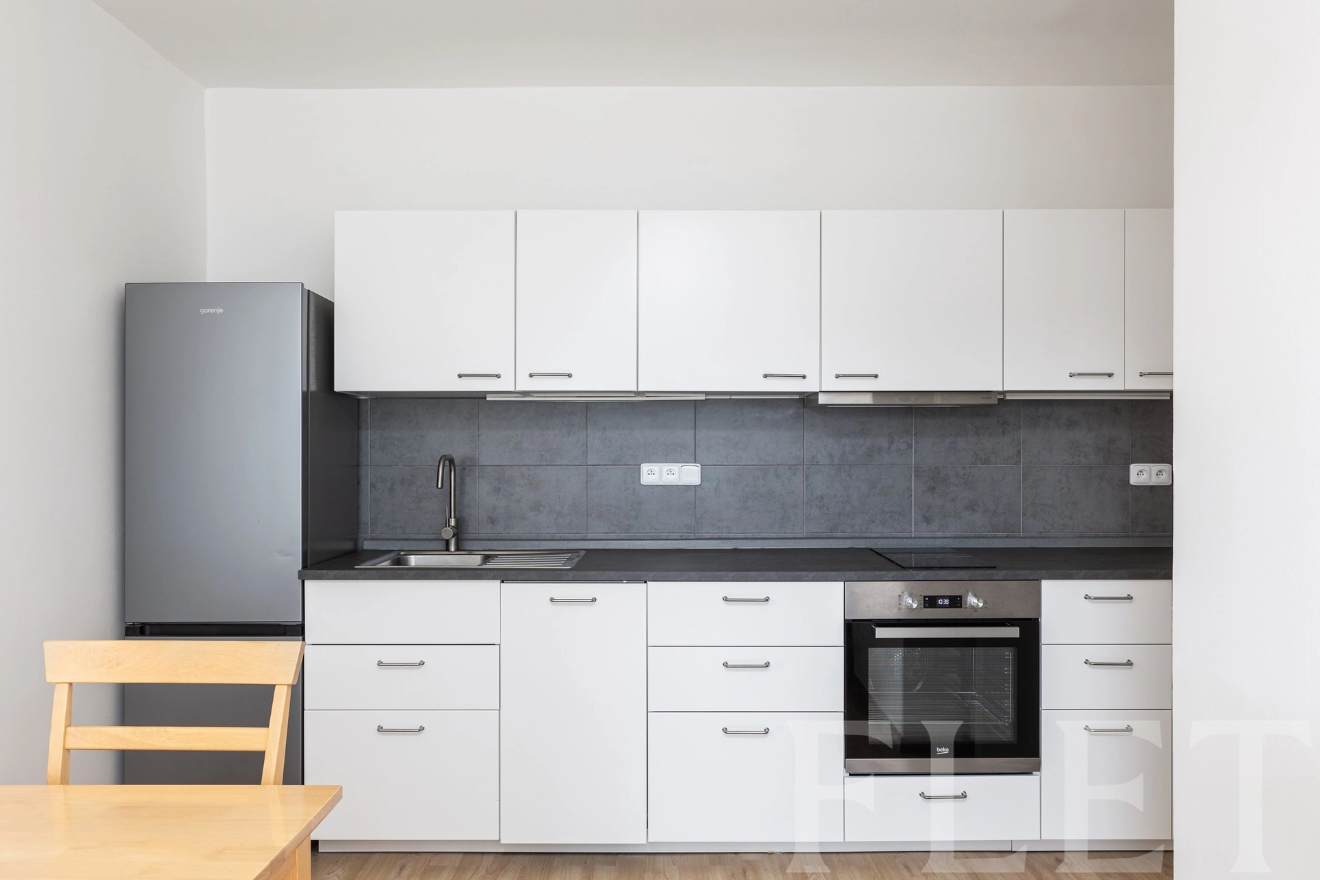 2+kk s parkovacím stáním v srdci Waltrovky | 51 m² | skvělá investice