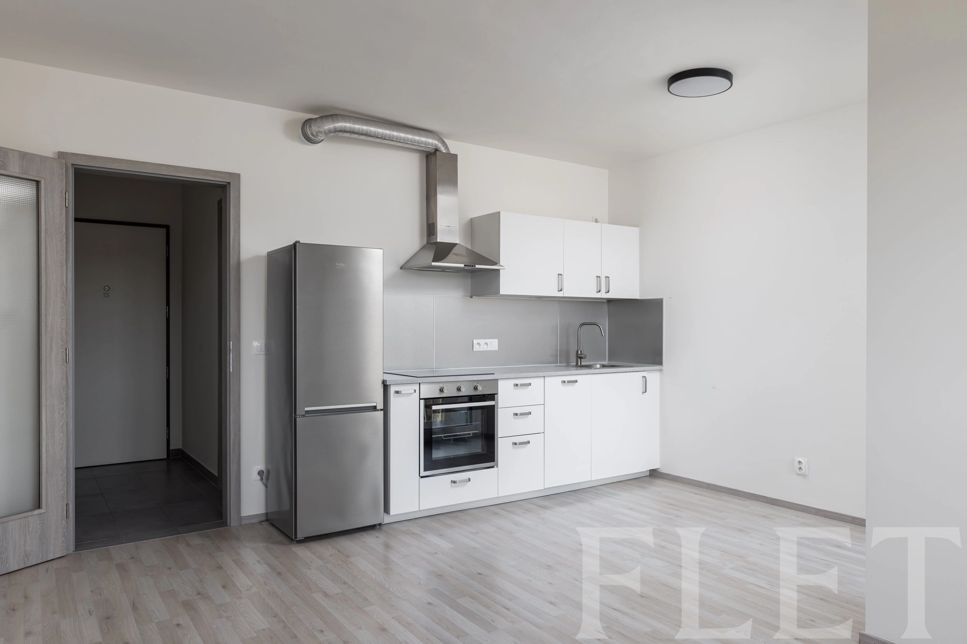 Pronájem bytu 1+kk 33 m²,  Strnadových, Praha 9 - Vysočany