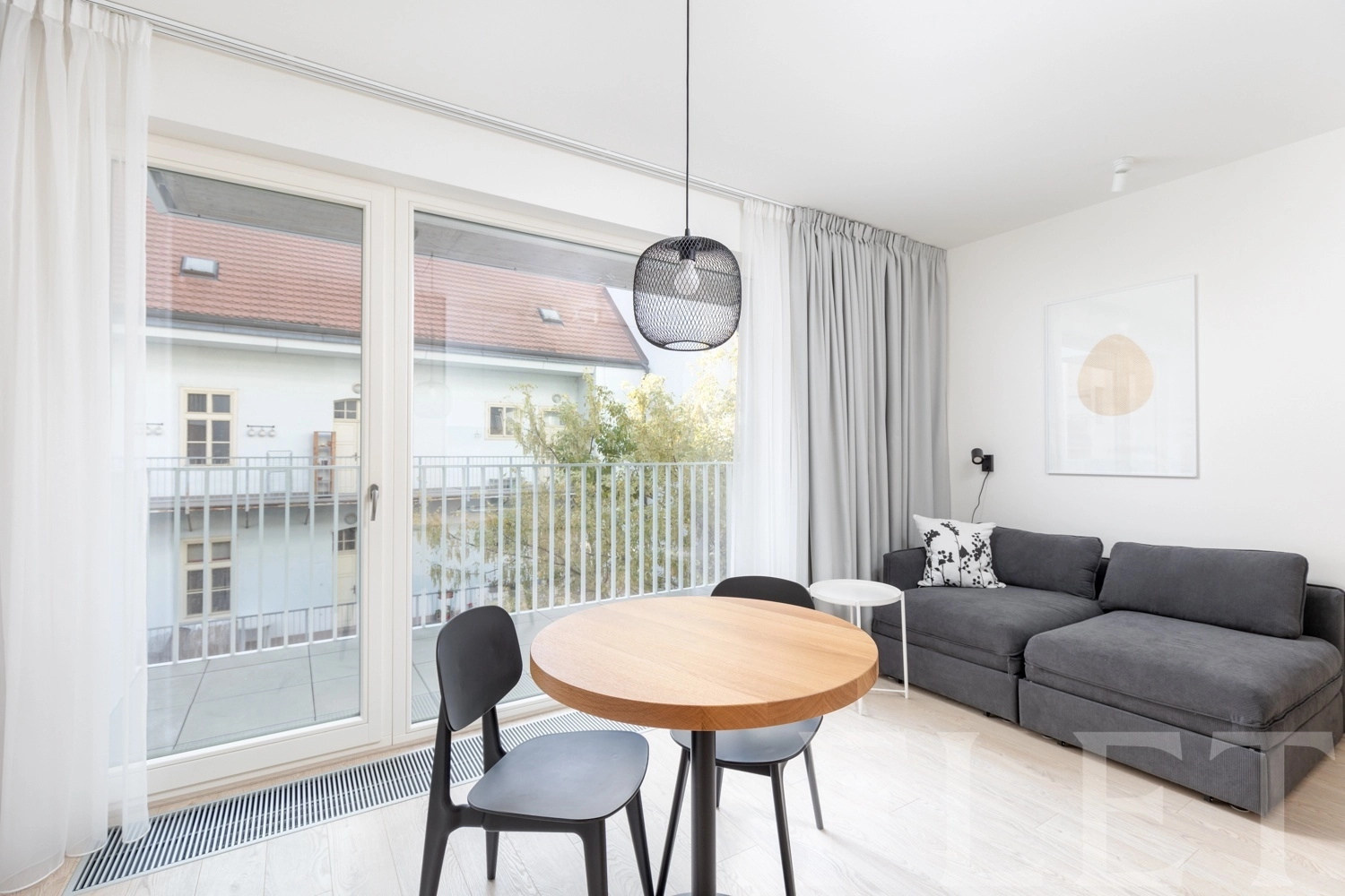 Pronájem, Byty 1+kk, 28m² s balkónem - Křižíkova, Praha 8 - Karlín