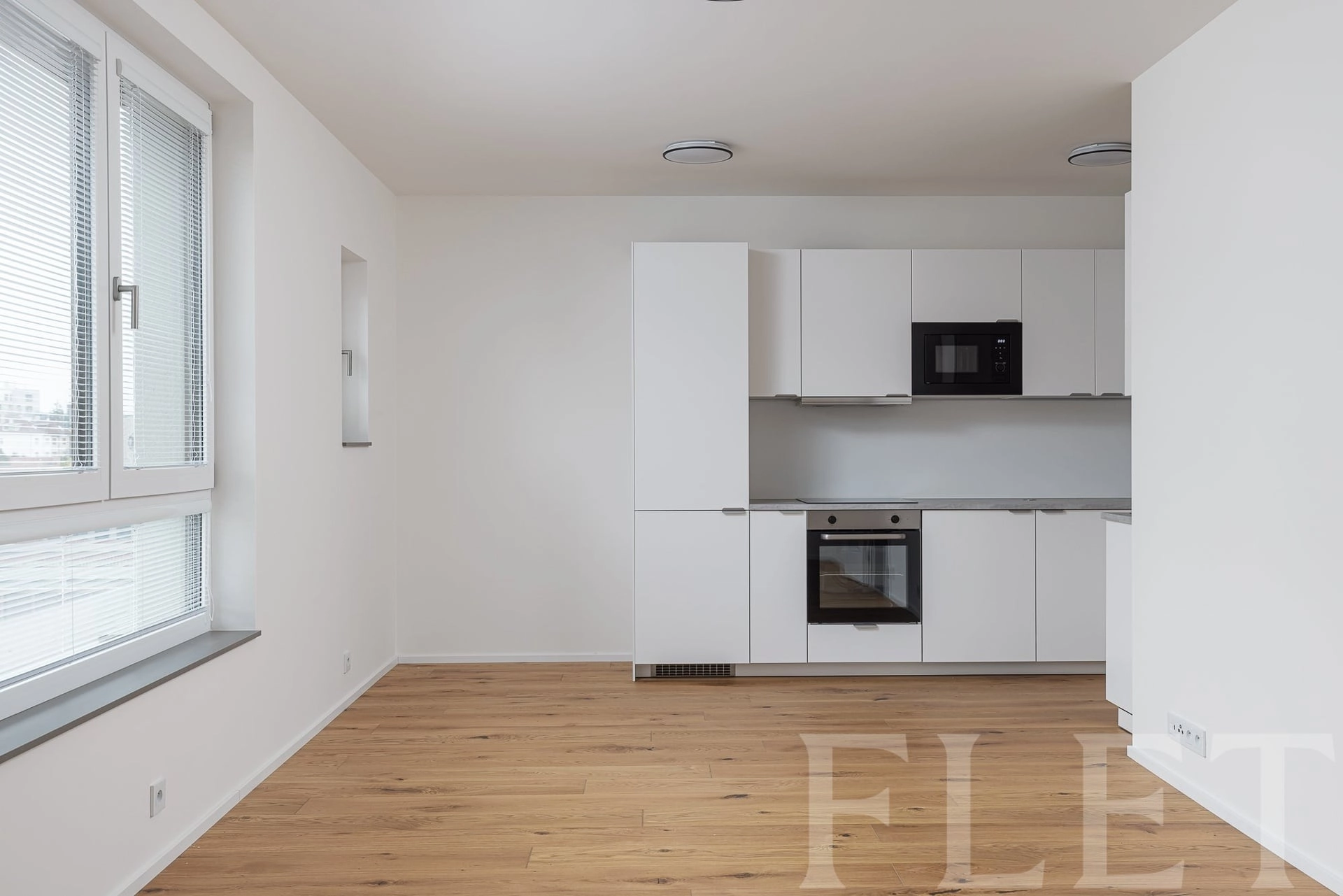 Pronájem bytu 1+kk 38 m², U Komína, Praha 5 - Radlice