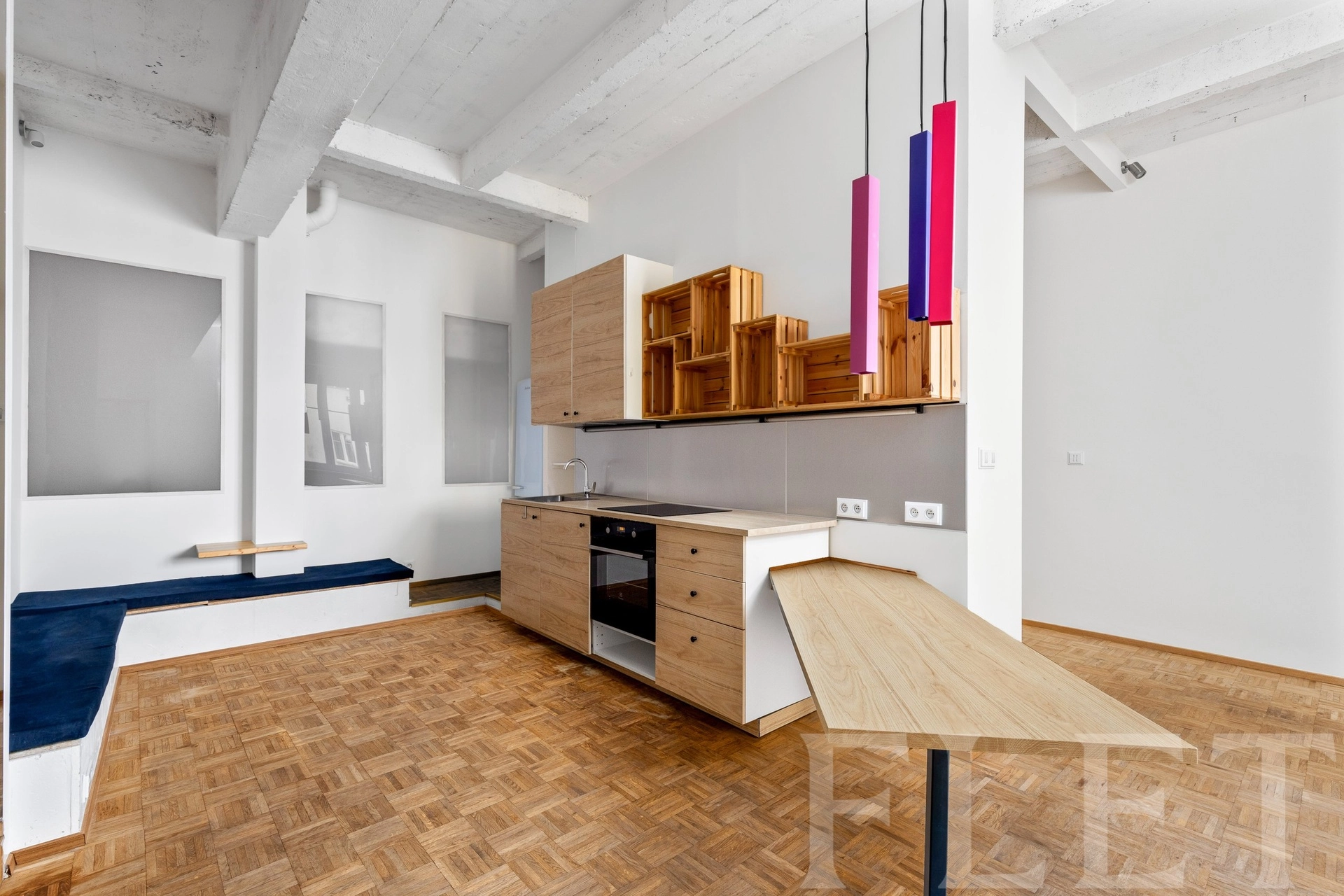 Pronájem bytu 2+kk 56 m², Jateční, Praha 7 - Holešovice