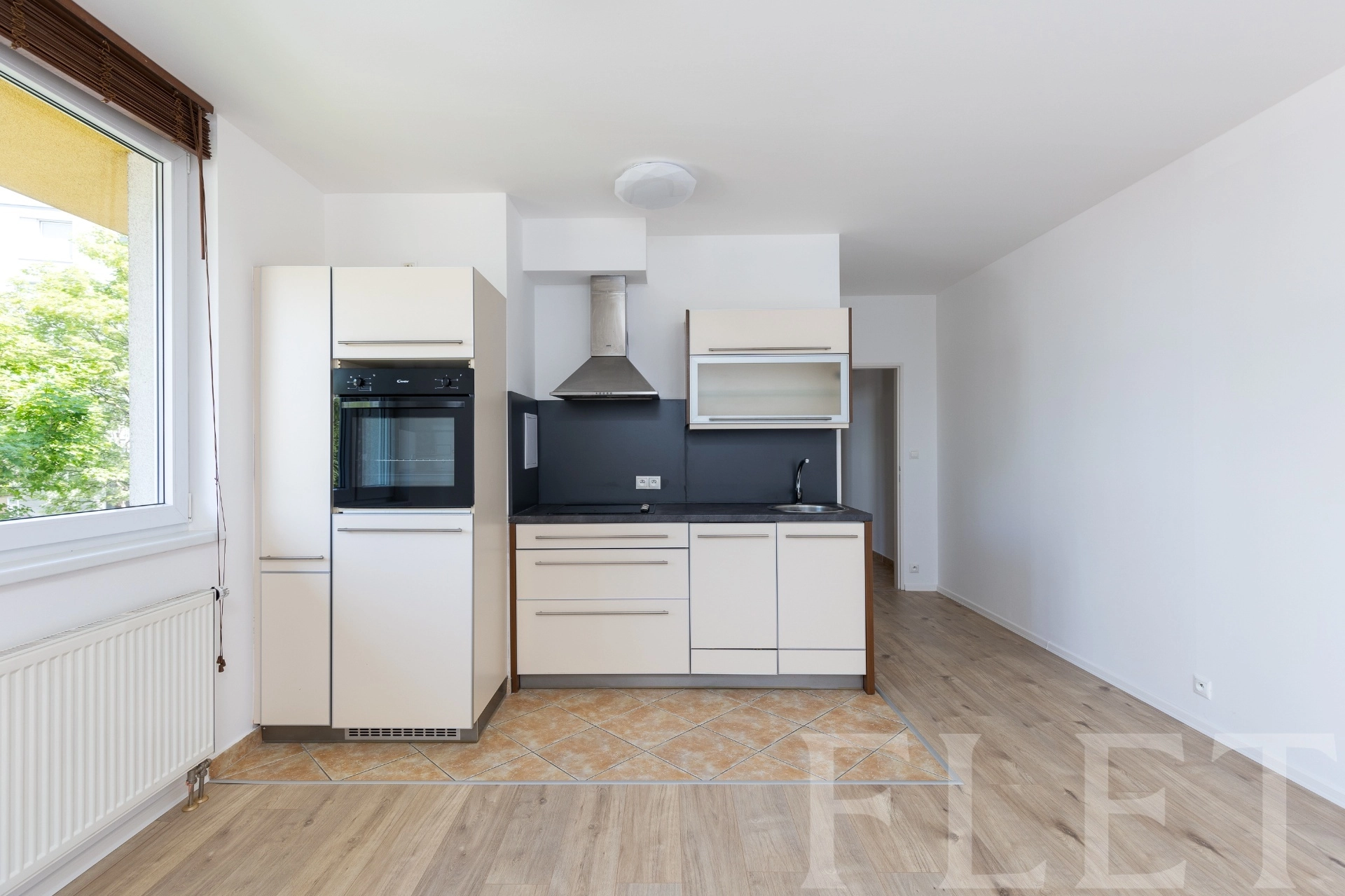Byt 2+kk, 51 m² - Zlonická, Praha 9 - Letňany