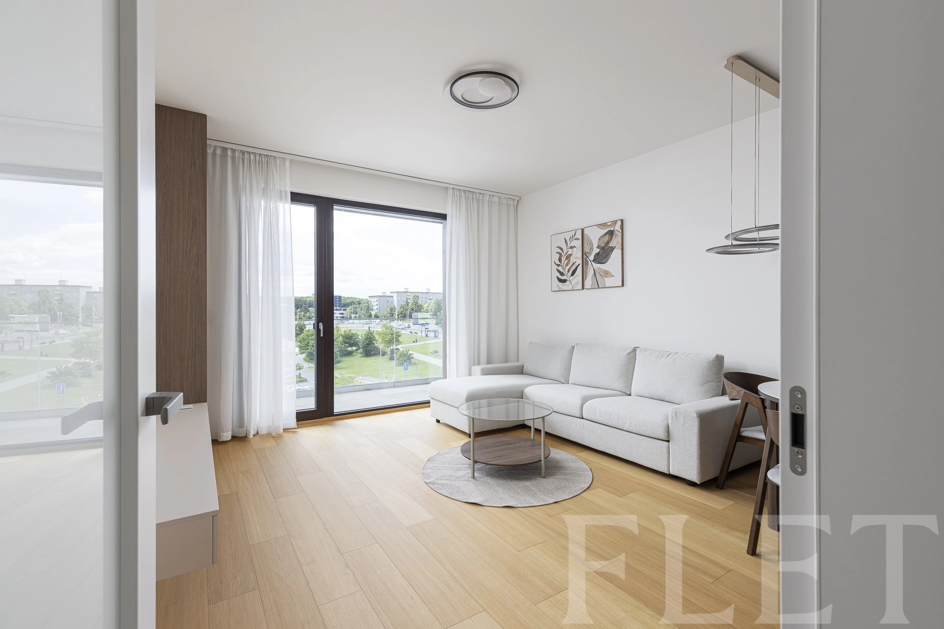 Pronájem bytu 2+kk 53 m², V Třešňovce, Praha 9 - Hrdlořezy