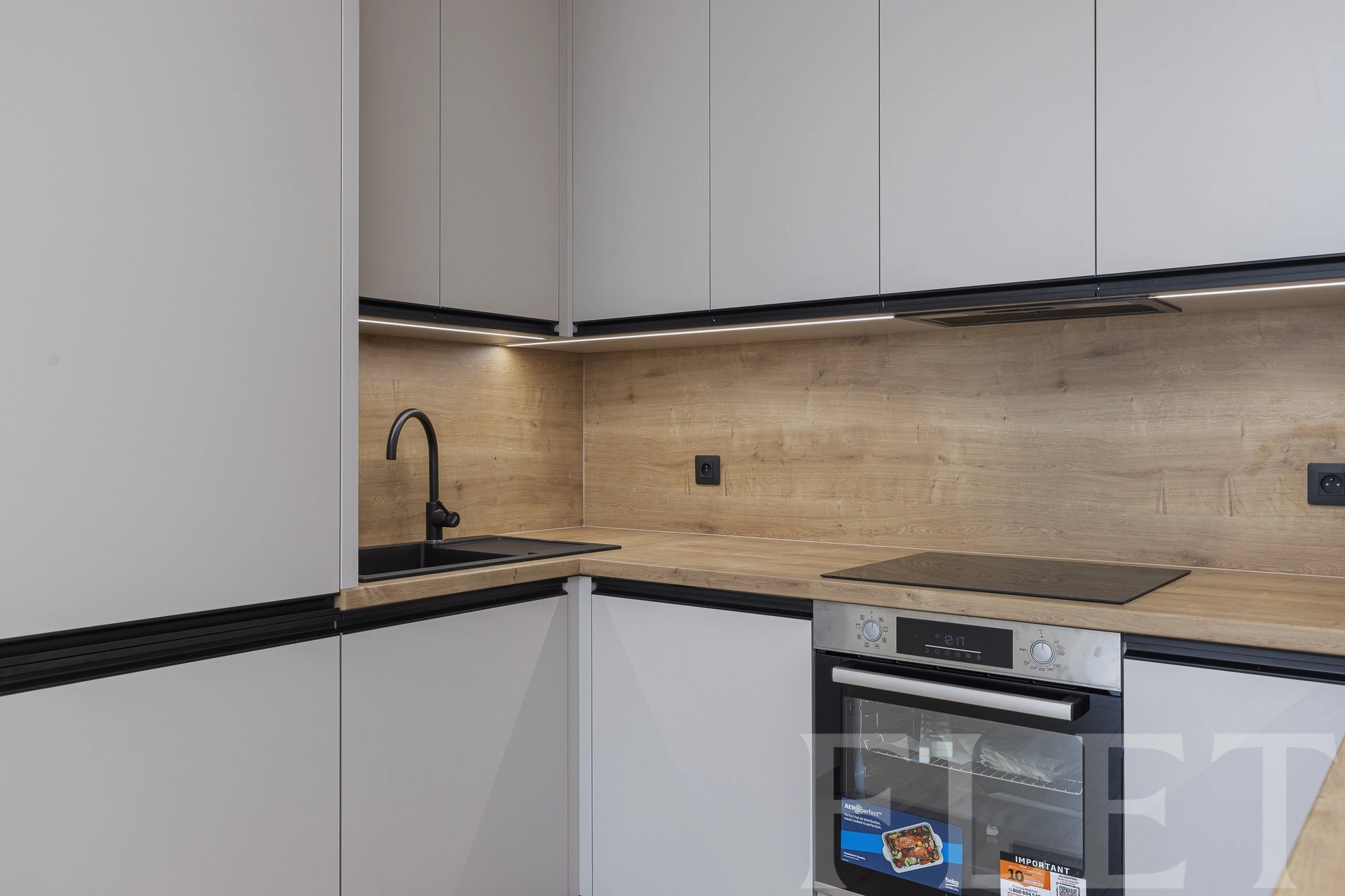 Pronájem bytu 2+kk 56 m², Nebřenická, Praha 11 - Chodov
