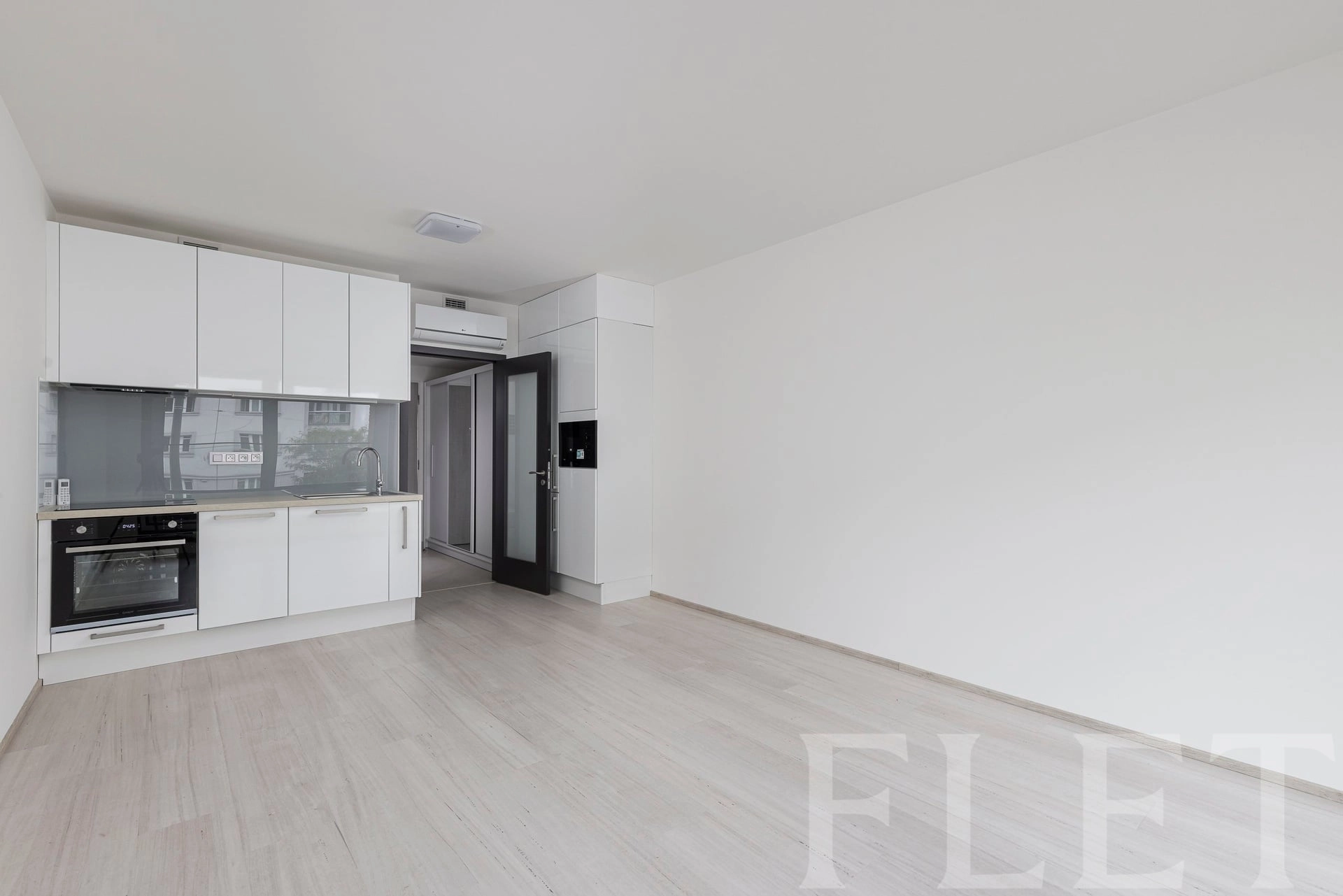 Pronájem, Byty 1+kk, 33 m² - Jana Želivského, Praha 3 - Žižkov