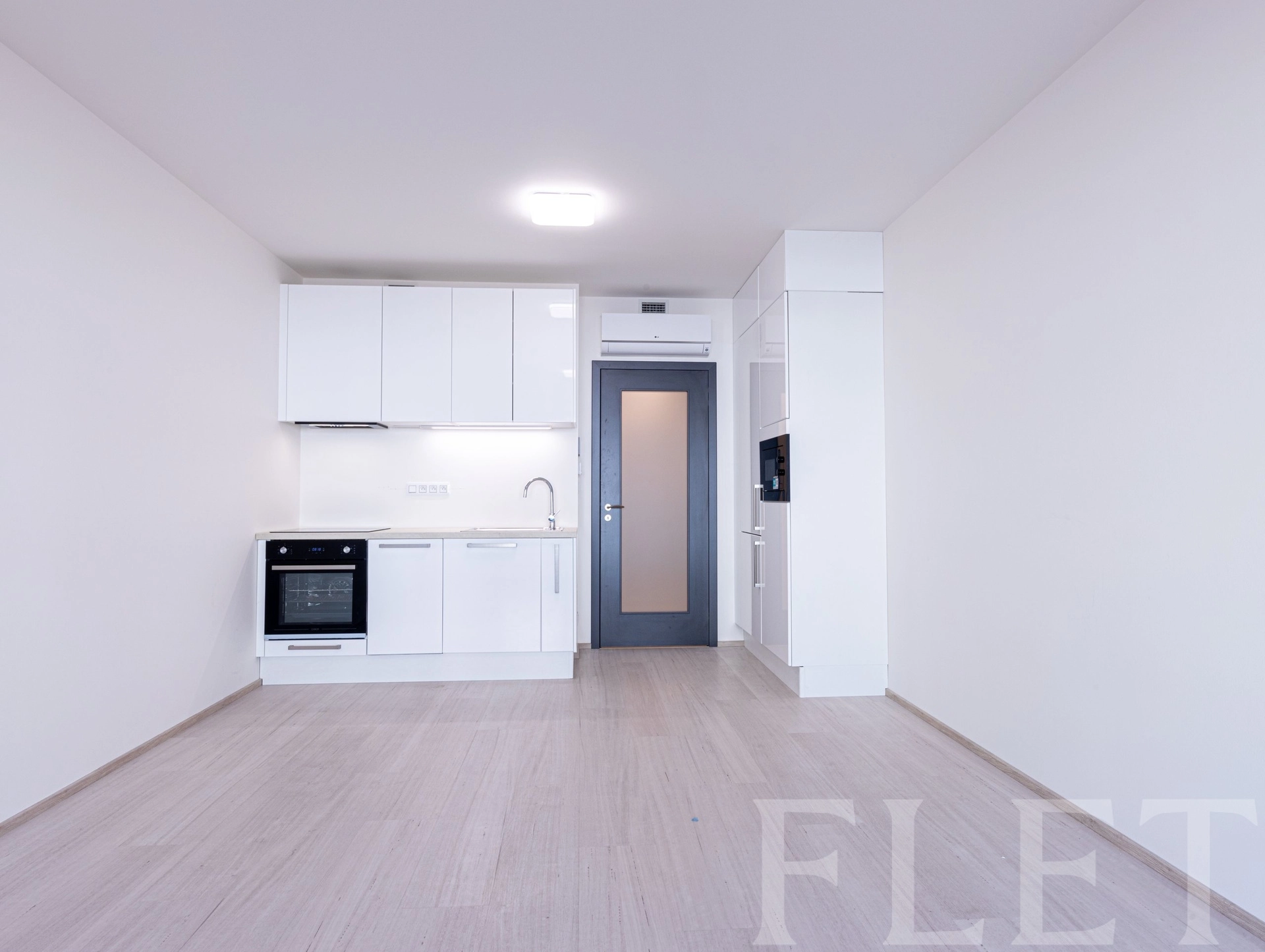 Pronájem, Byty 1+kk, 33 m² - Jana Želivského, Praha 3 - Žižkov