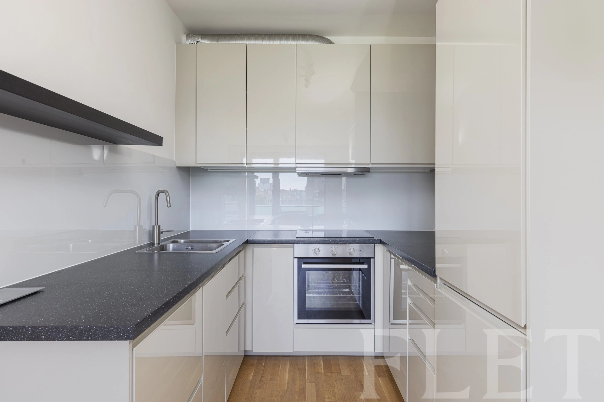 Pronájem bytu 2+kk 52 m², Argentinská, Praha - Holešovice
