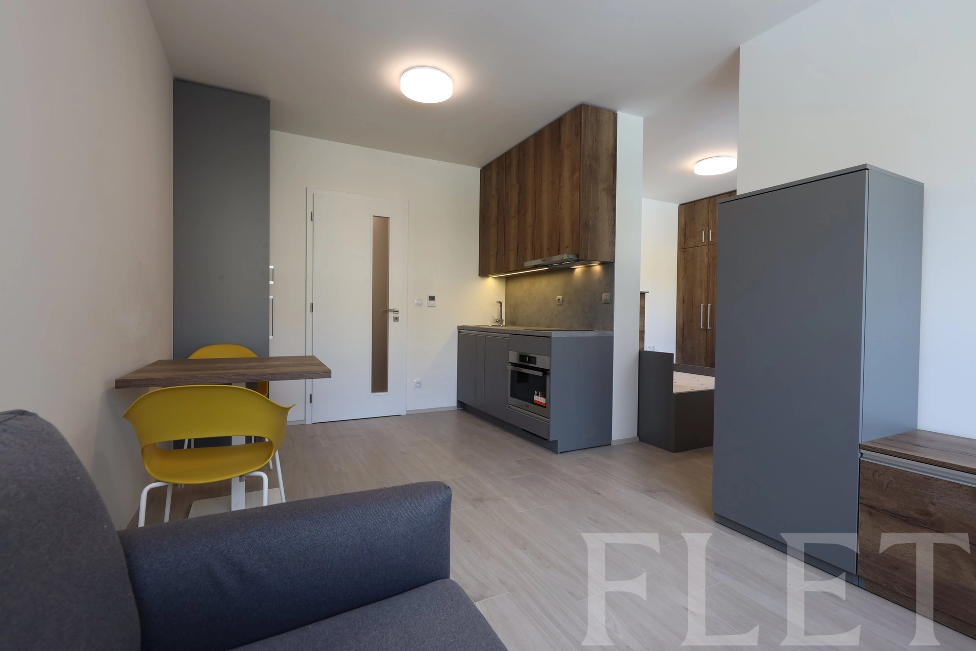 Pronájem bytu 1+kk 38 m², V Háji, Praha 7 - Holešovice