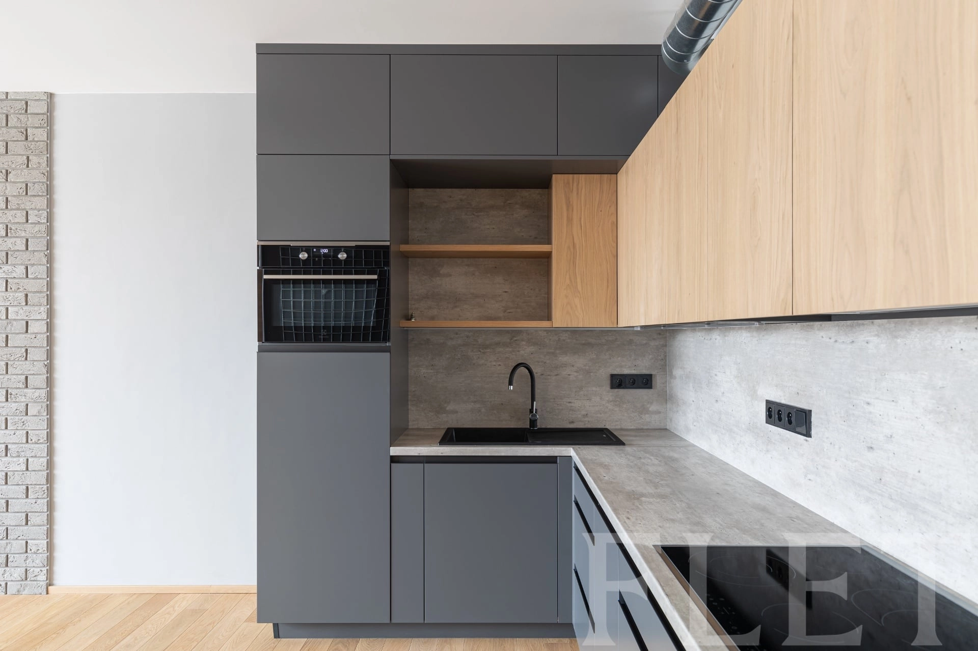 Pronájem, Byty 1+kk, 47m² - Komunardů, Praha - Holešovice