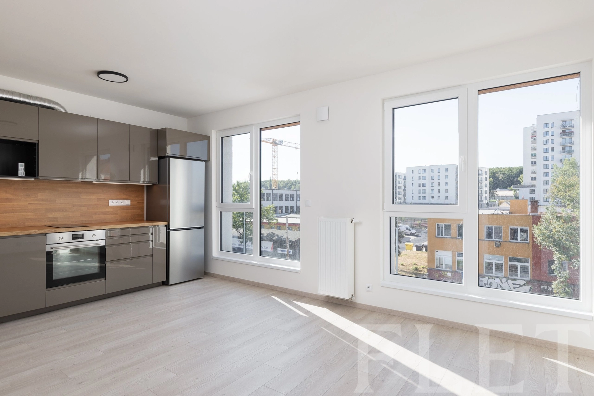 Pronájem bytu 1+kk 38 m², Bukačova, Praha 9 - Vysočany