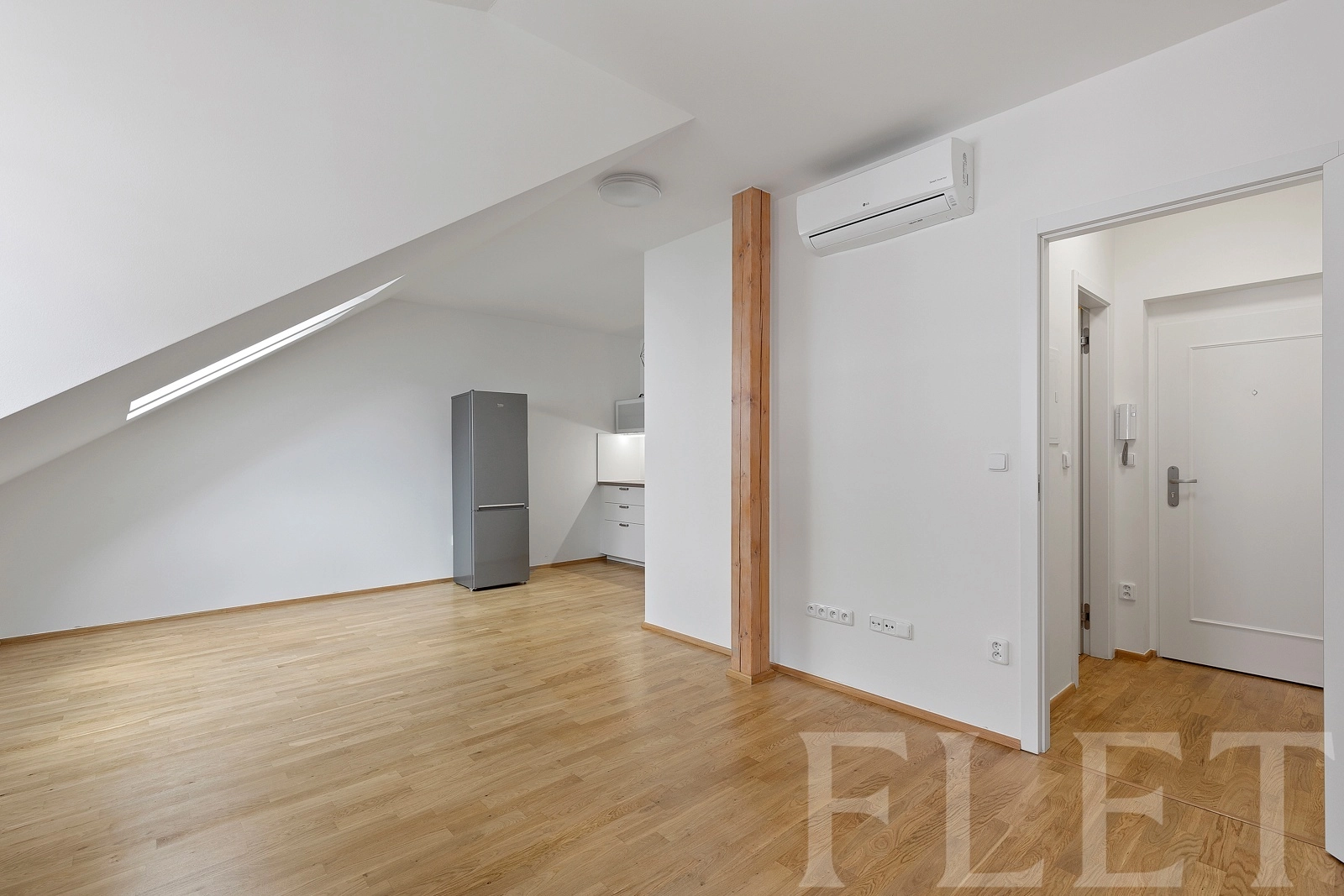 Pronájem, Byty 1+kk, 34m² - Slavojova, Praha 2 - Nusle