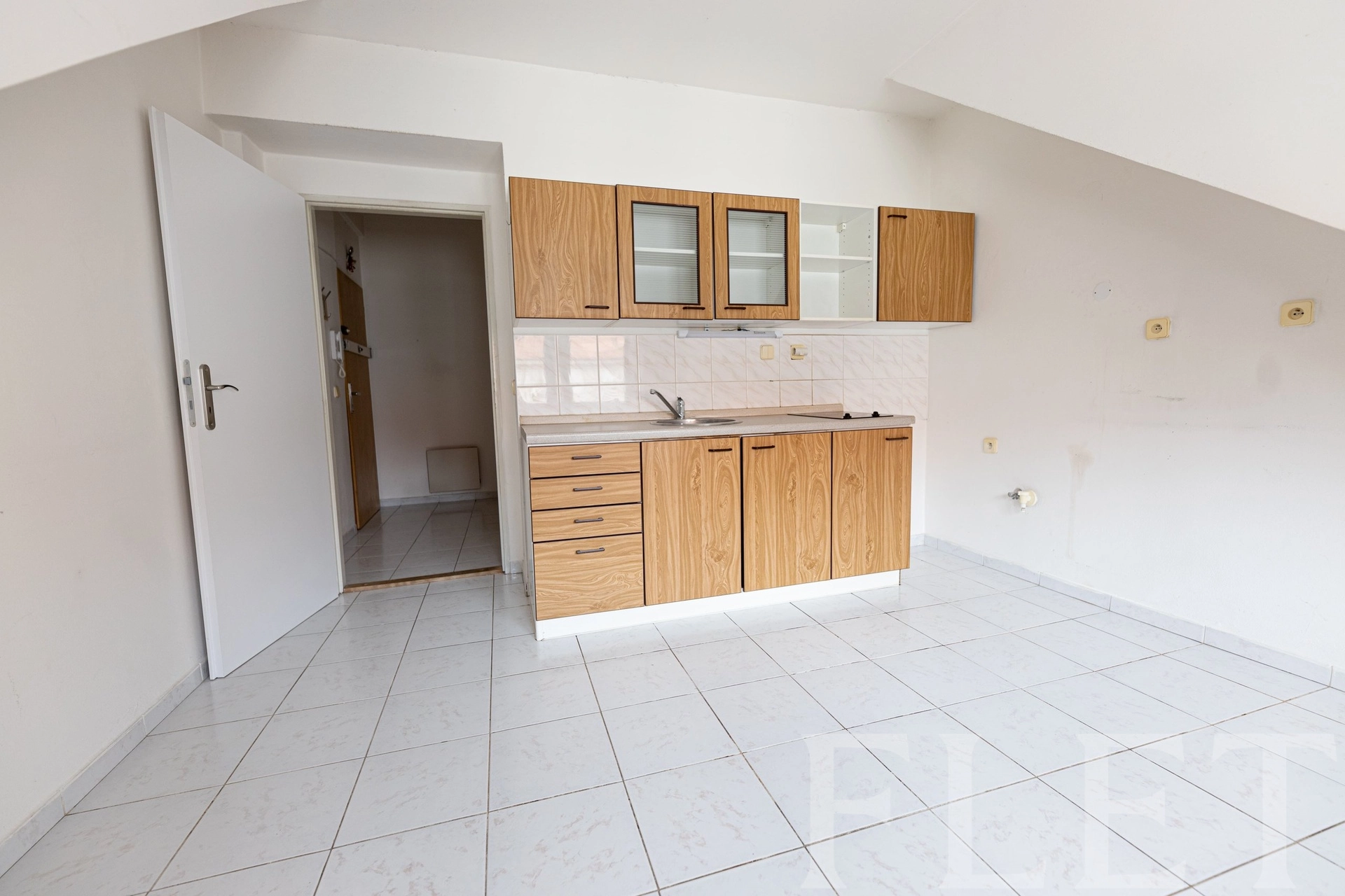 Pronájem bytu 1+1 42 m², Tolstého, Praha 10 - Vršovice