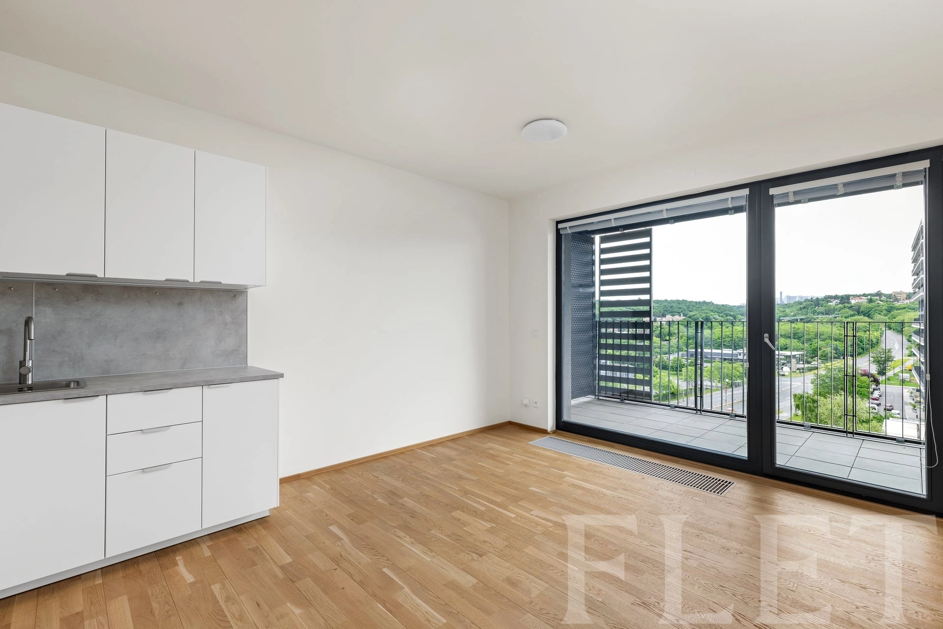 Pronájem, Byty 1+kk, 33 m² s lodžií - Mezi Vodami, Praha 12 - Modřany